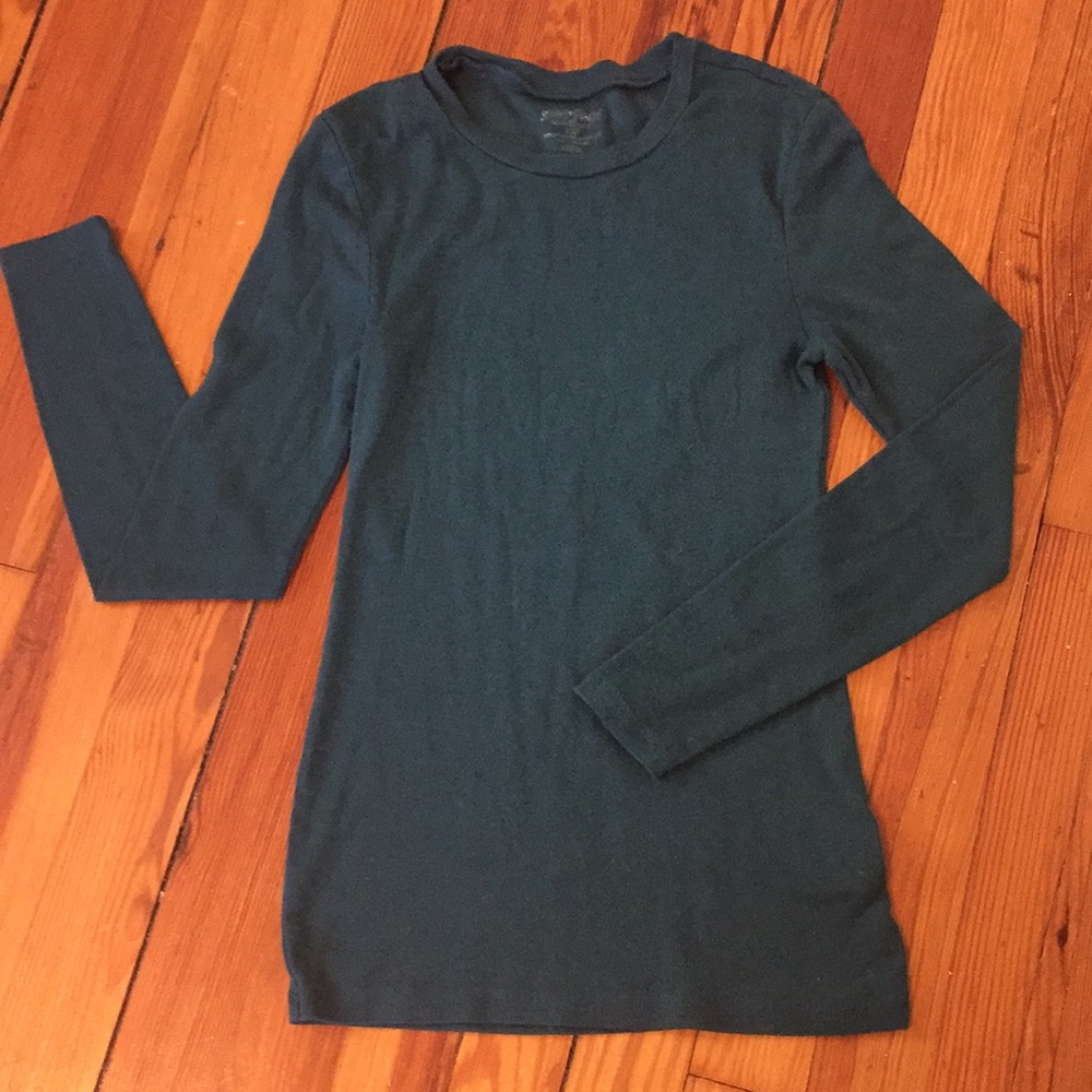 ✨3 for $10!✨ Forest green long sleeve tee